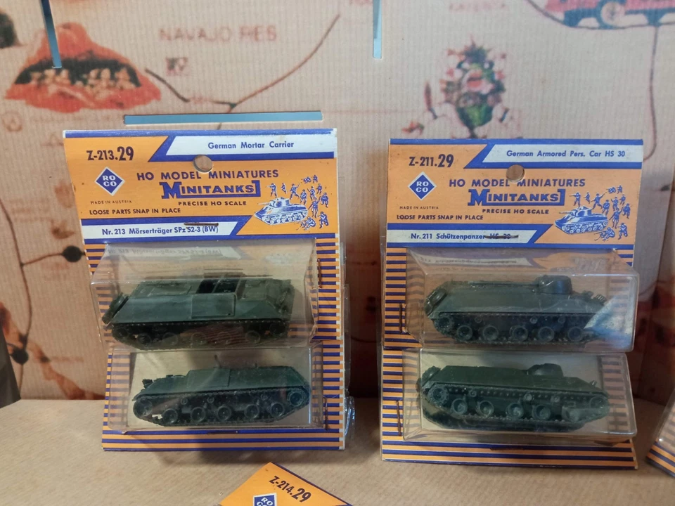 Roco minitanks 10 carri armamento assortiti Roco ottimi x pianali ferroviari  A - Immagine 4 di 4