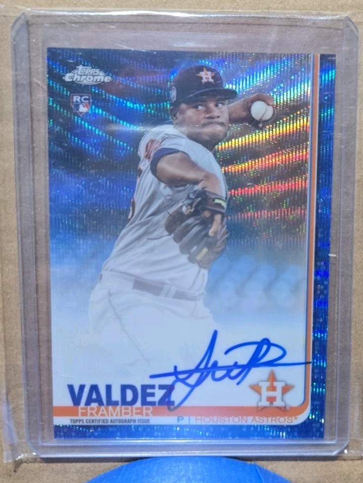 2019 Topps Chrome - Rookie Auto Framber Valdez #RA-FV Blue Wave Refractor /150