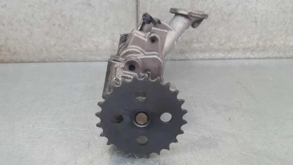 3345103 Bomba Aceite para VOLVO V40 FAMILIAR TD 1996 1975608 - Imagen 2 de 4