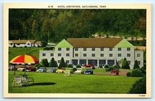 Postcard: G-16 HOTEL GREYSTONE, GATLINBURG, TENN. E-13930