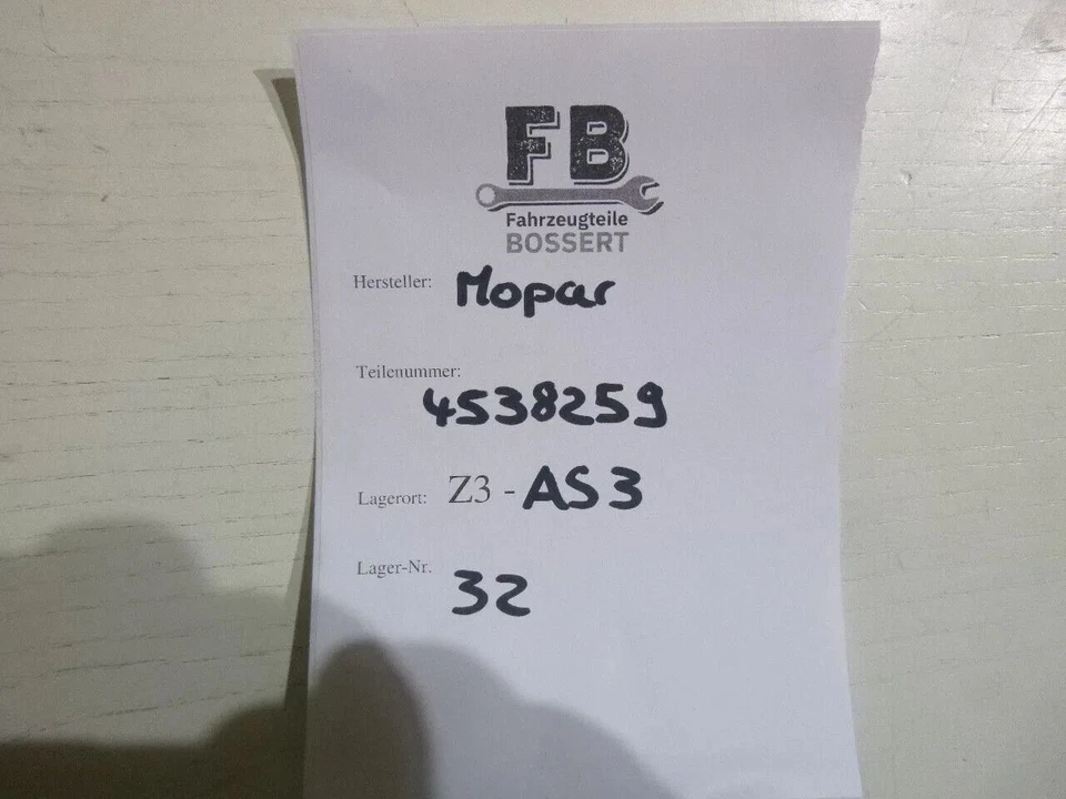 Moldura parabrisas izquierda Dodge Daytona 1988-1993 Reveal Molding Foto 2 de 4