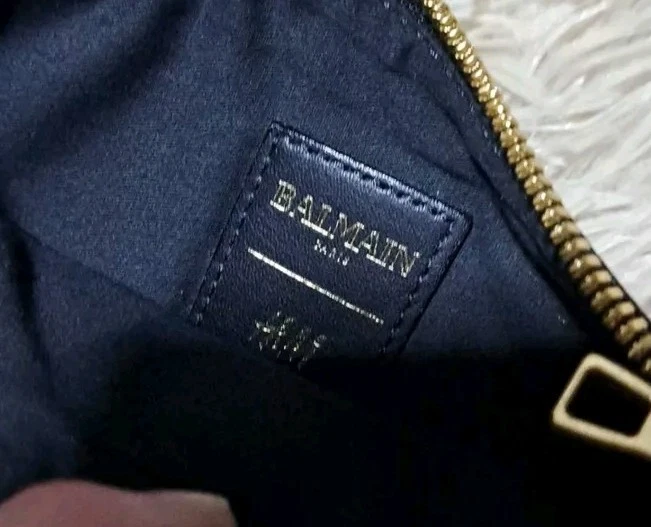 BALMAIN Paris x H&M Small Suede & Leather Clutch / Cosmetic Bag Red - Image 4 of 4