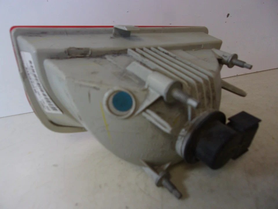 Оригинальный внутренний задний фонарь левая сторона водителя для Chevrolet Camaro 2010 2011 годов выпуска - Изображение 4 из 4