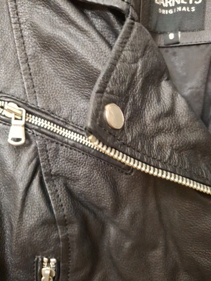 Preciosa chaqueta de moto Barneys original 100 % piel de oveja para mujer talla 8. Foto 4 de 4
