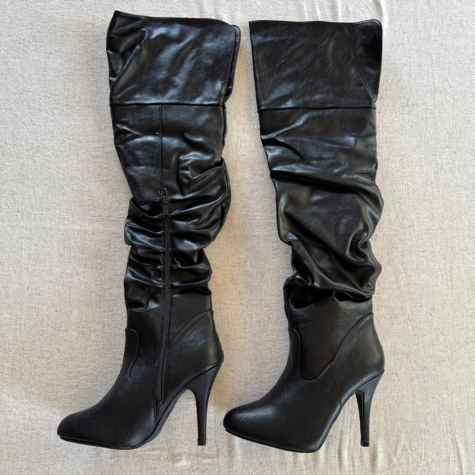 Botas elegantes negras holgadas OTK talla 9 imitación cuero Stiletto vacaciones glamour Foto 3 de 4