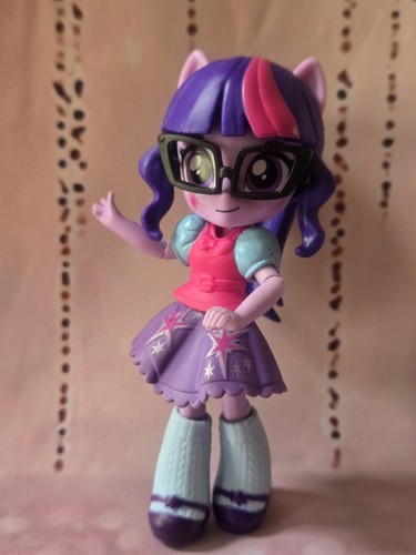 My Little Pony Equestria Girls Minis Twilight Sparkle Switch 'n Mix Fashions - Picture 2 of 9