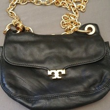 Tory Burch Black Shoulder Bag Gold Chain Strap Logo Magnetic Closure Pockets