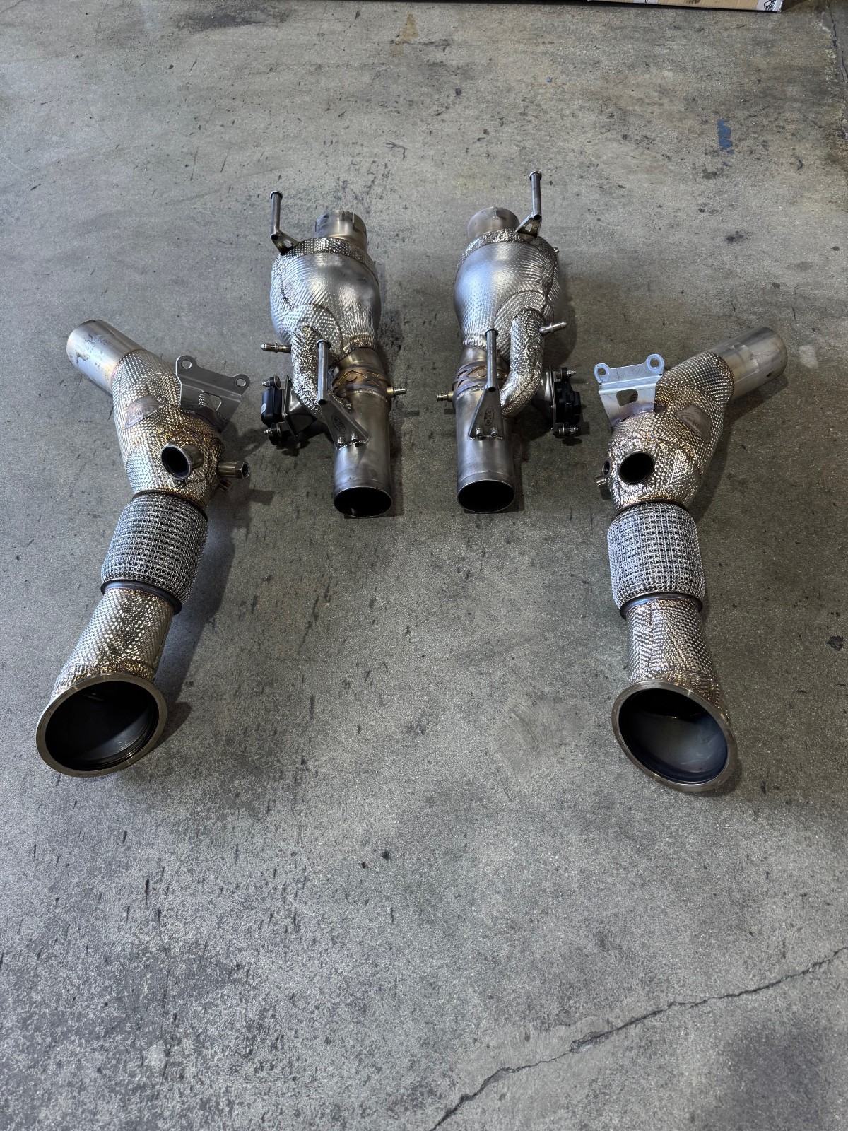 Tubi Ferrari SF90 & SF90XX Muffler Exhaust Kit with 300 Cell High Flow Cat