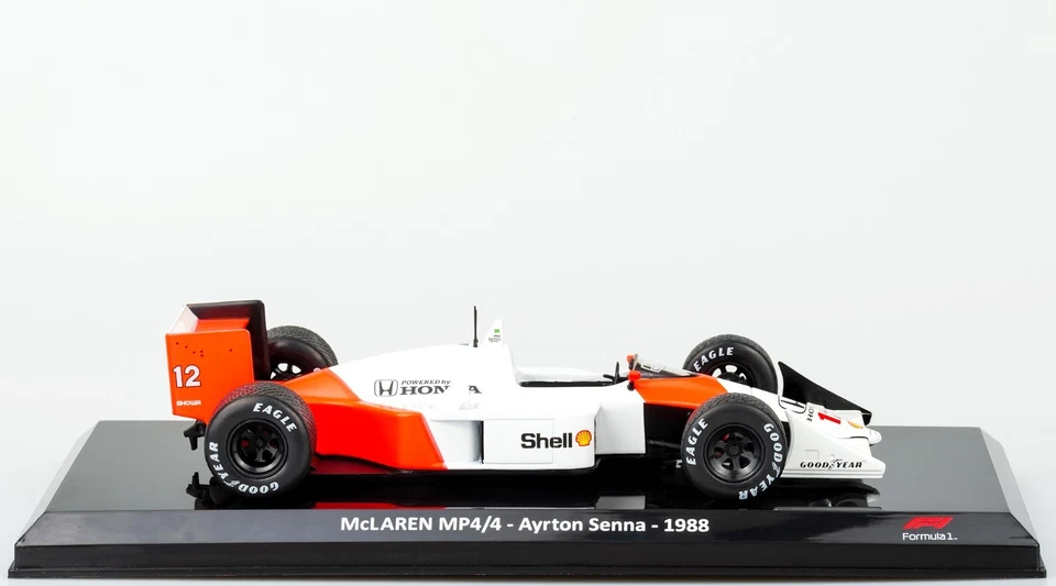 McLaren MP4/4 Ayrton Senna 1988 Scala 1:24 Modellino Formula1 World Champion #12 - Immagine 2 di 4