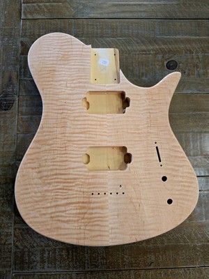 Zeus-Style Guitar Body, Flame Maple, HH