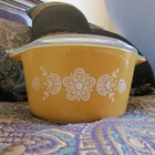 Pyrex Butterfly Gold w Flowers 473 B 1 Qt Casserole Baking Dish w Lid Vintage