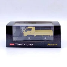Master 1:64 Toyota Dyna Light Truck Double Row Seat Metal Car Model RHD-Yellow