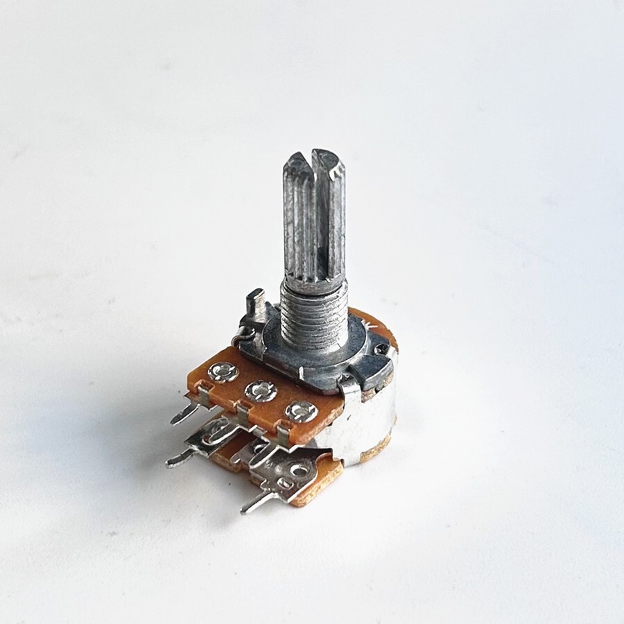 Knop Lineaire Potentiometer, Potentiometer, 5 stks/partij WH148 15mm As Versterker Roterende Potentiometer Variabele Weerstand Zwarte knop kit B10K 1K 2K 5K 20K 50K 100K 250K 500K Potentiometers (Groo