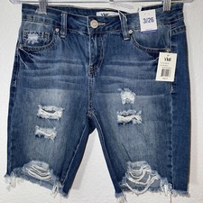 YMI Womens NWT Jr Bermuda Shorts Dream Fit Denim Sz 3/26 Cowgirl Mid Length Fray