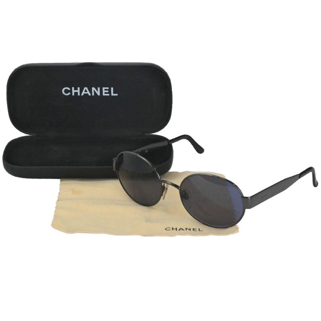 CHANEL Black Frame Sunglasses Model 09614 94305