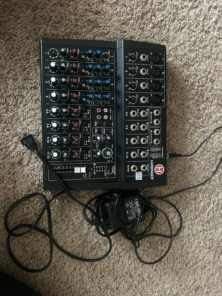Harbinger L1202FX 12-Channel Mixer with Effects - Black - Image 3 of 4