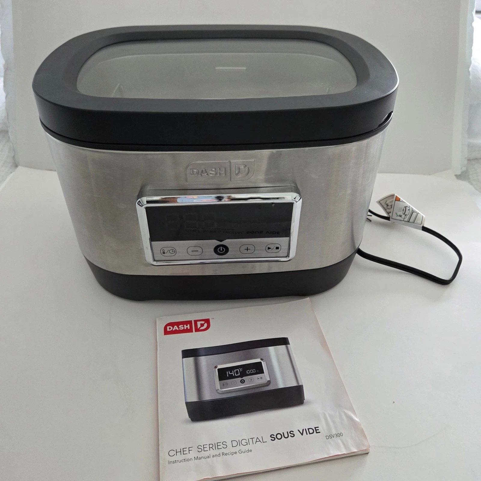 Dash Chef Series Digital Sous Vide Water Oven Silver DSV300XXSS01 8.5L
Opens in a new window or tab
