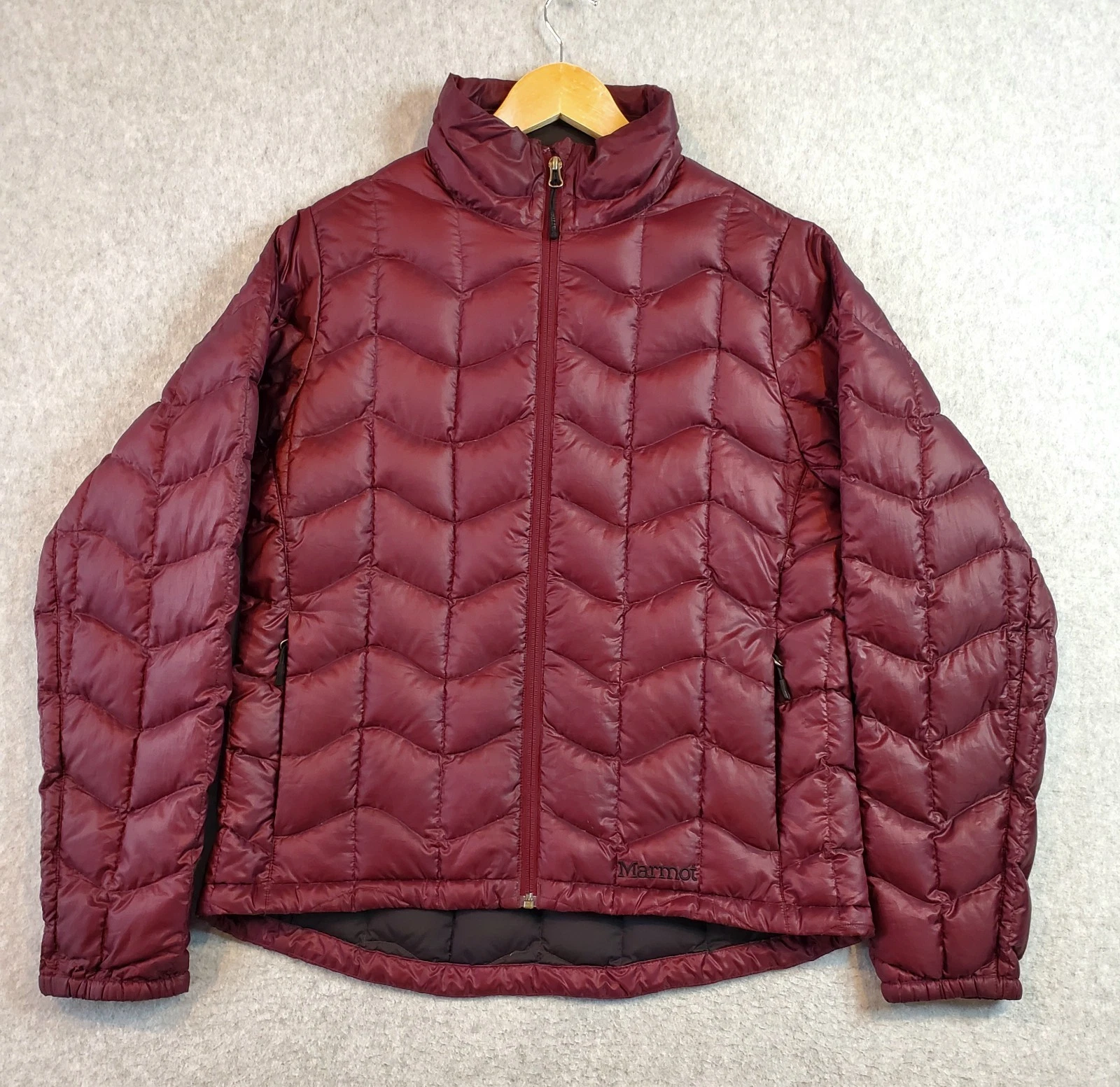 VETEMENTS Marmot Down Fill Puffer Jacket Uomo Taglia Large Borgogna Outdoor Trapuntato Gorpcore