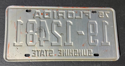 Florida 1975 Sunshine State License Plate (White Front Plate, Silver Back Plate) - Picture 13 of 20