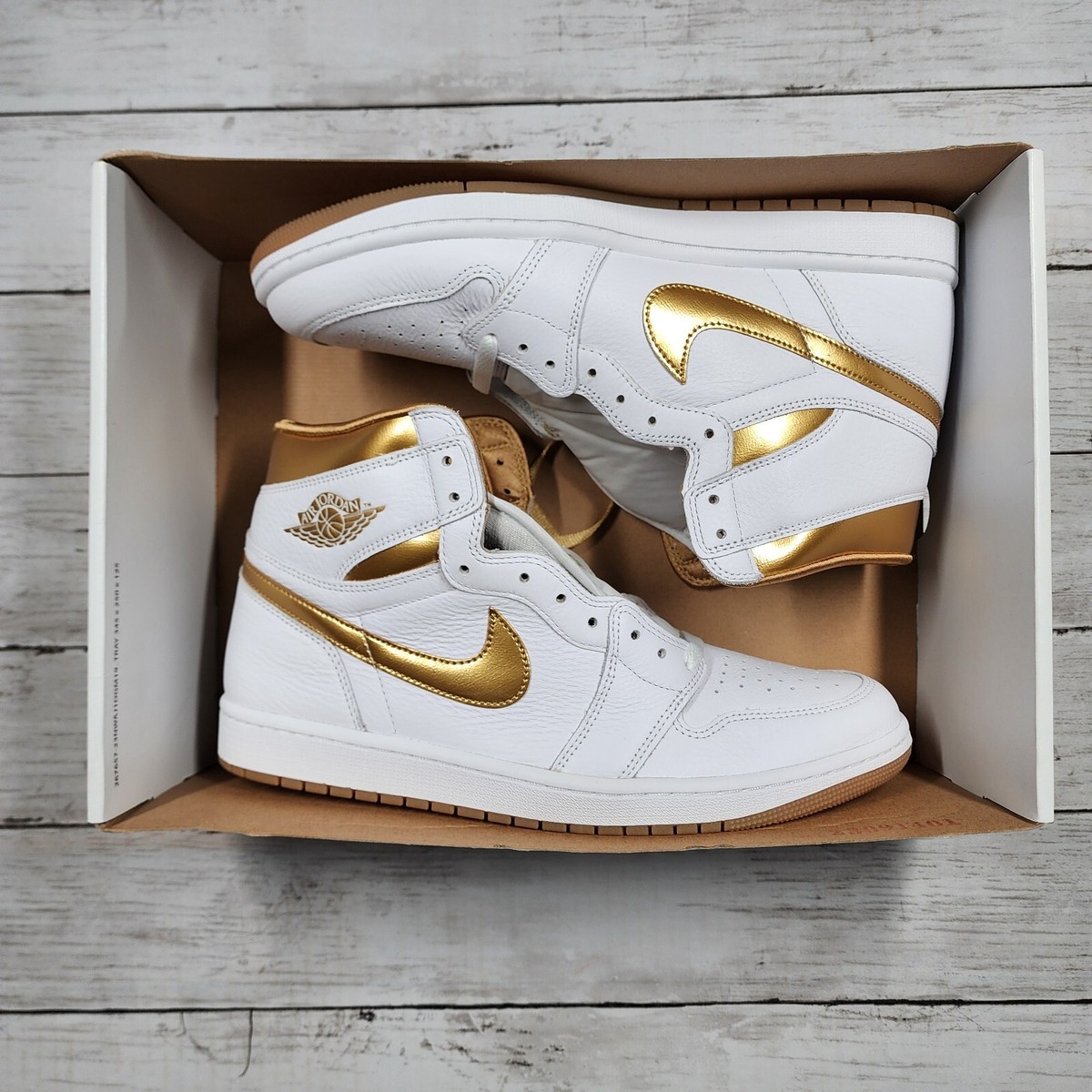 Sz 12.5 WMNS Air Jordan 1 Retro High OG White Gold FD2596