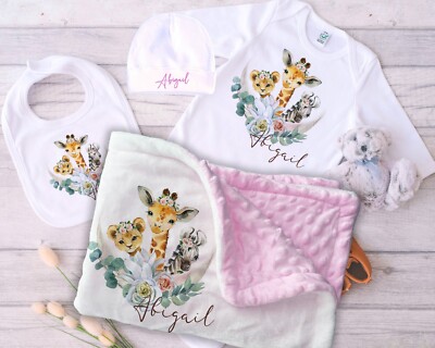 Personalisiertes Baby Coming Home 4er Set Outfit, Safari Strampler Decke Set