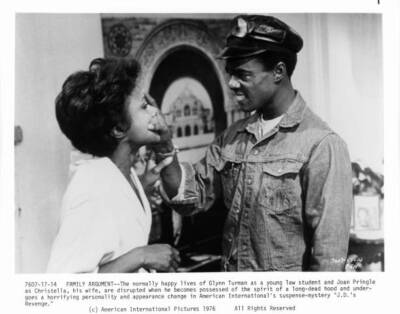 Joan Pringle Has Her Face Grabbed By Glynn Turman In Film Jds Rev 1976 Old Photo