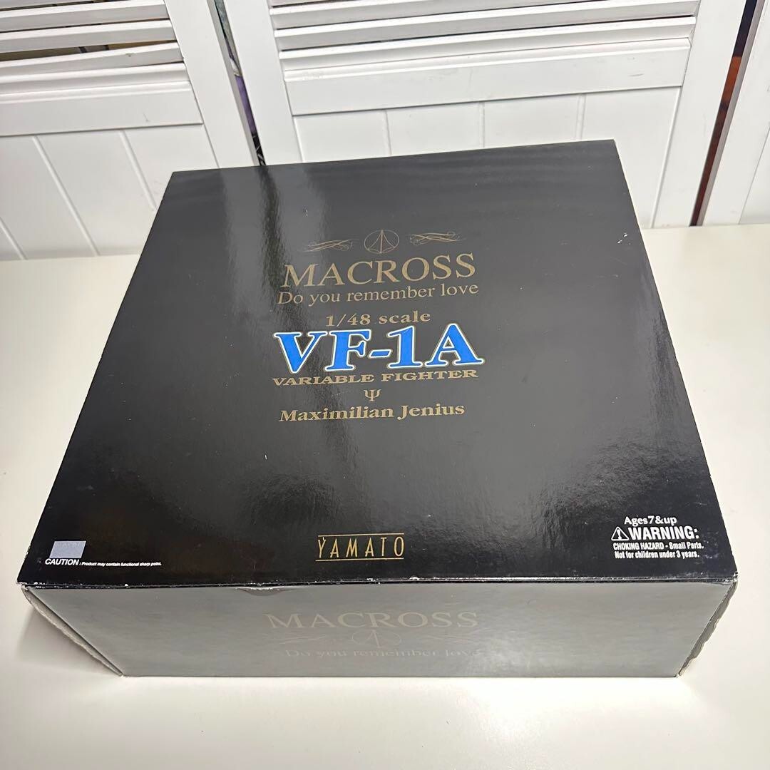 Macross Do You Remember Love 1/48 VF-1A Valkyrie Maximilian Jenius