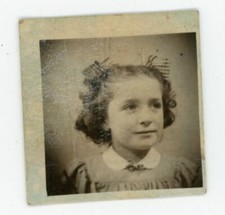 POLYFOTO All the life of the face, a girl photo ID