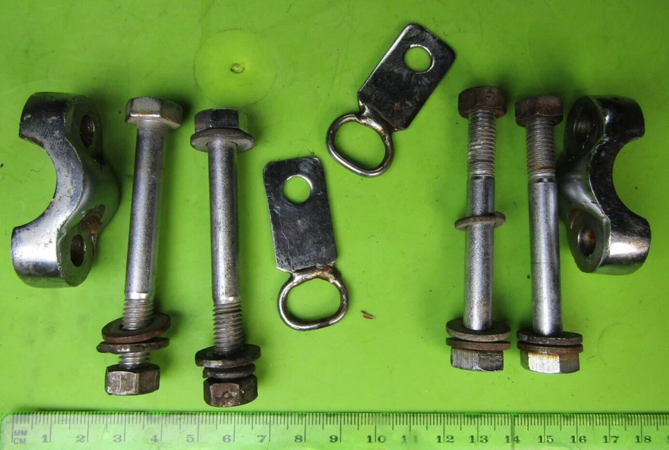 Abrazaderas de manillar Montesa Scorpion Texas Lacross 250 con pernos 23M 24M 1966-1971 Foto 2 de 4