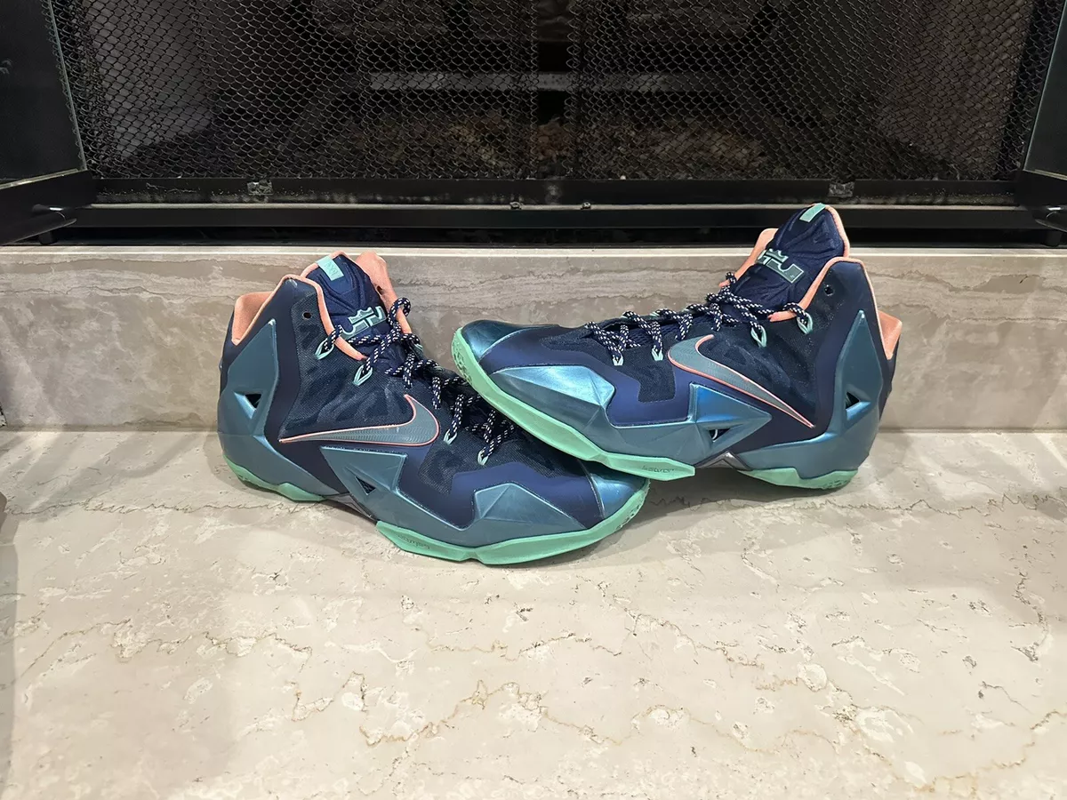 Lebron james shoes size 13 deals