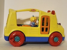 2003 Playskool Hasbro School Bus Wheels On The Bus Two Figures -Working VTG Rare