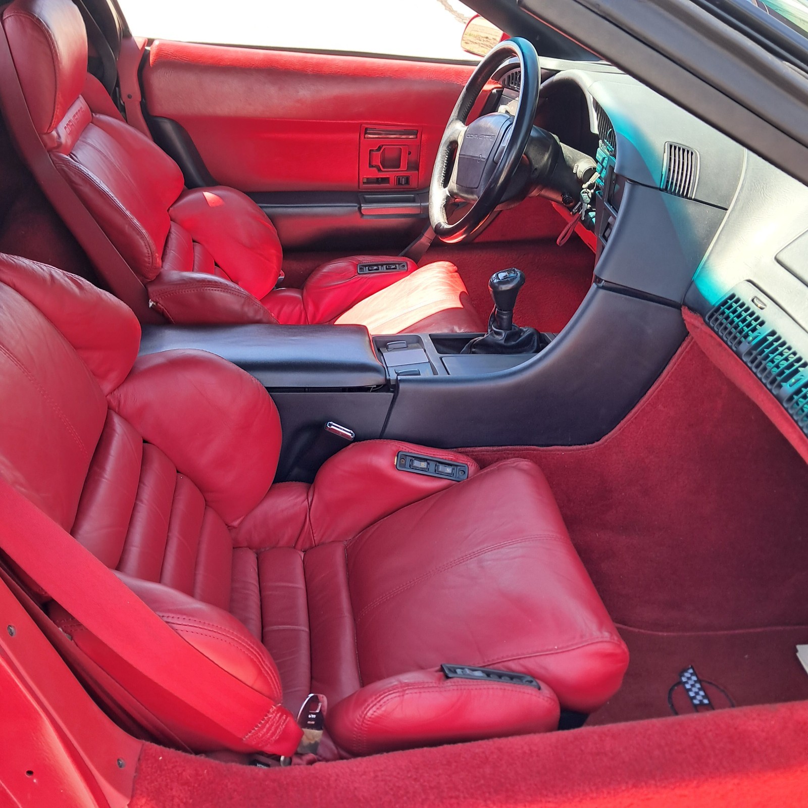 1990 Red Chevrolet Corvette   | C4 Corvette Photo 7