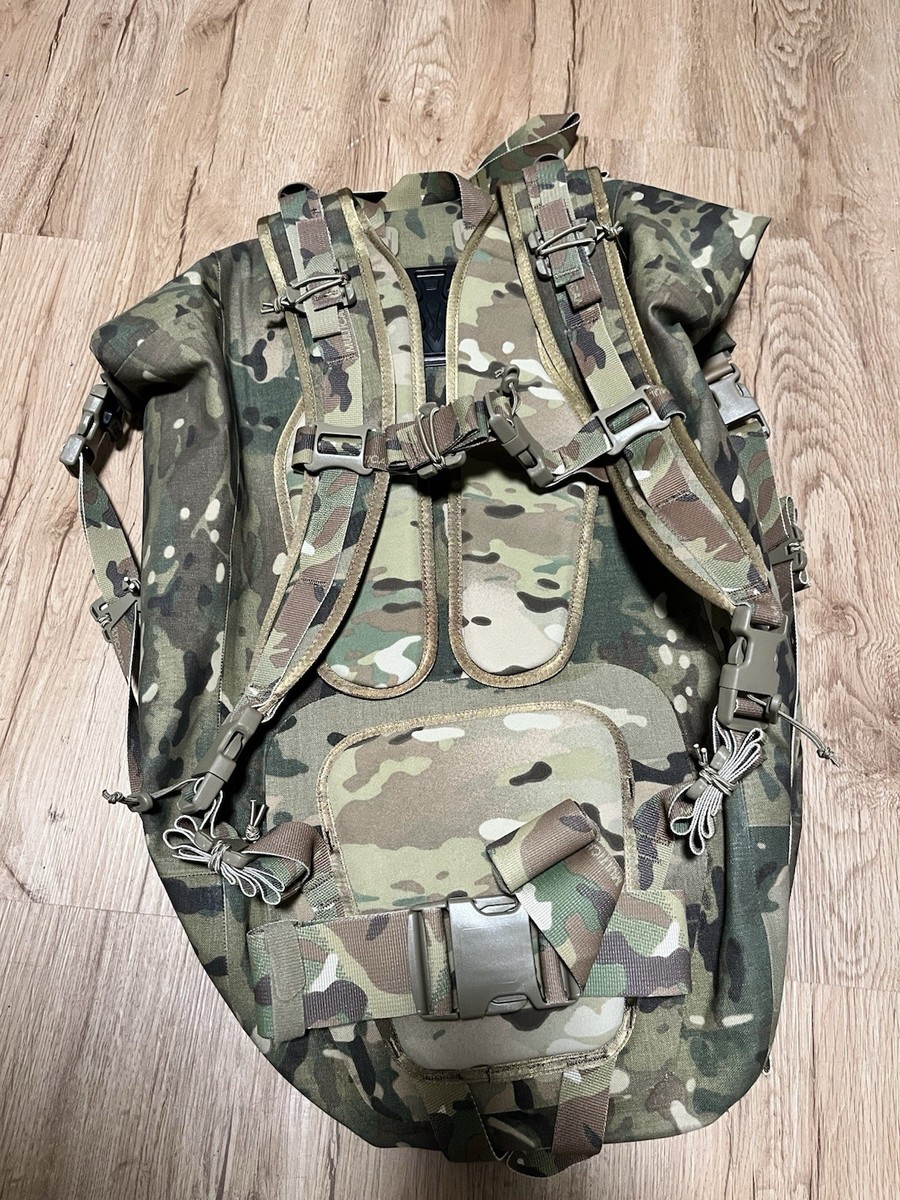 Arc'teryx LEAF ALSCE: DryPack 40