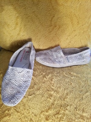 Bobs by Skechers Slip on Shoes Crochet Flats Women's 5.5 Cream Memory Foam