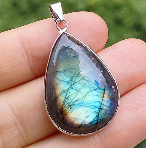 Natural Labradorite Gems Pendant Chakra Reiki Healing Amulet Unique Charm
