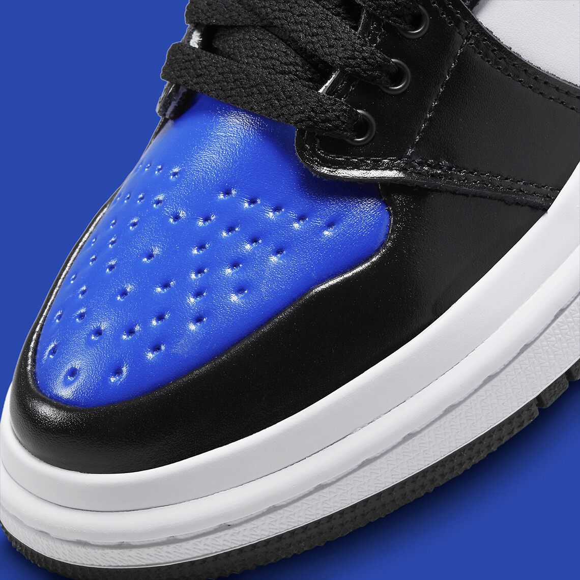 Women's Nike Air Jordan 1 Acclimate Royal Toe Blue Game Black