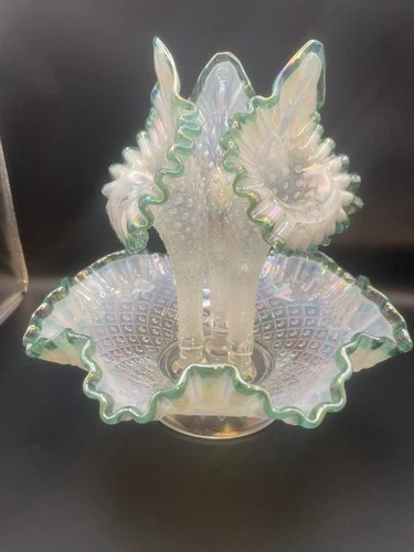 Fenton Art Glass Diamond Lace Teal Green Opalescent 3 Horn Epergne. READ LOOK