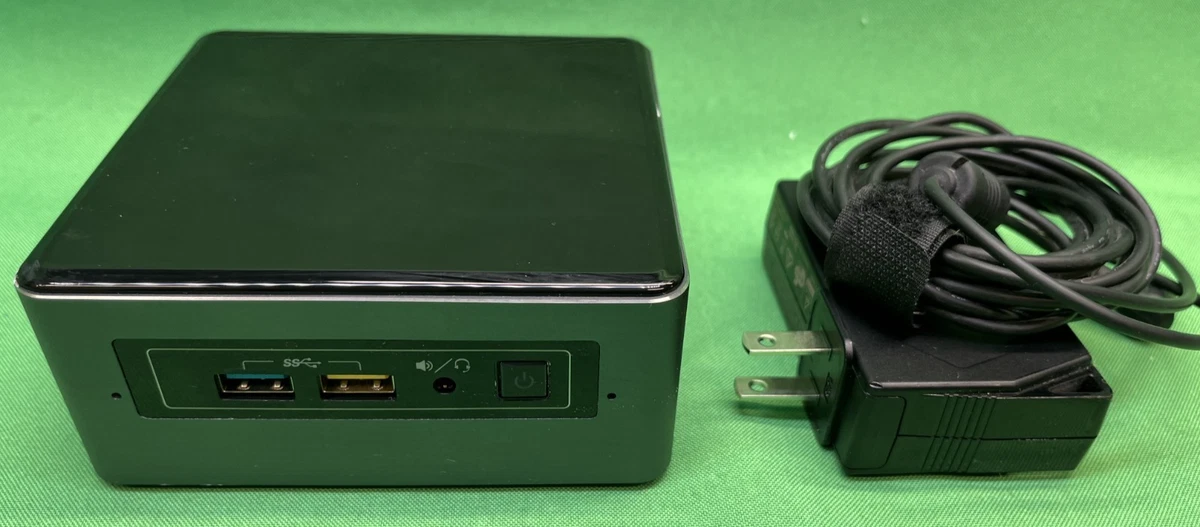 Intel NUC USB-C Intel Core i5 7th Gen. PC Desktops & All-In-One