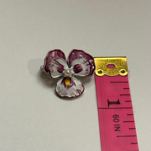 Vintage Purple White Enamel Pansy Flower Brooch Pin Faux Pearl Center 1 Inch