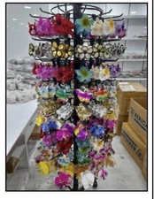 600 pieces of floral hair accessories + professional rotating stand –...