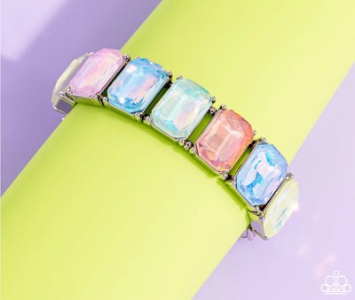 Paparazzi GLAMOROUS GETAWAY  Multi Color Stretchy Bracelet