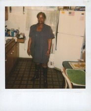 Old Vintage Photo COLOR POLAROID SOLO BLACK AFRICAN AMERICAN WOMAN KITCHEN
