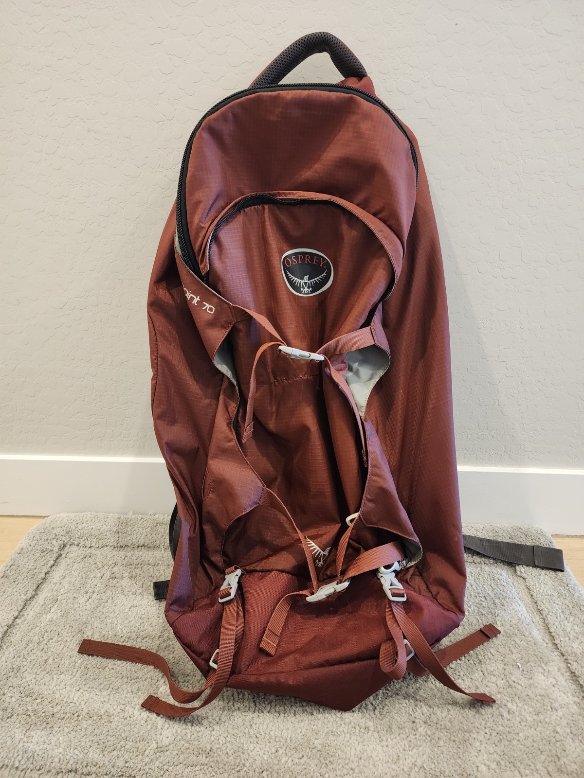 E1 Osprey Farpoint 70L Travel Backpack Red ( NO DETACHABLE D