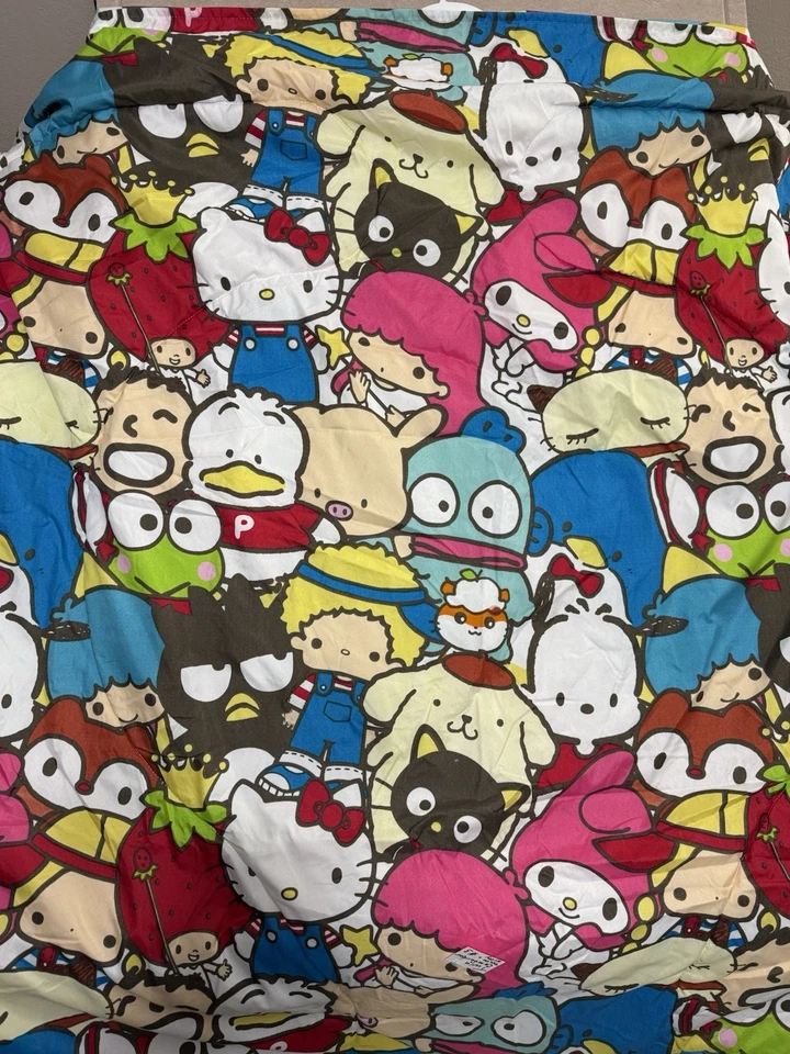 Edredón de cama reversible Sanrio Friends Twin XL Hello Kitty hallazgo limitado Foto 2 de 4