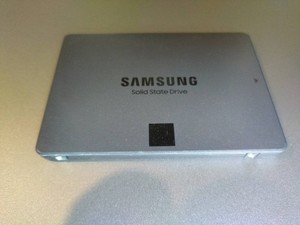 Samsung 870 QVO 8TB SATA 2,5" Interne SSD - Solid State Disc - 98% Health