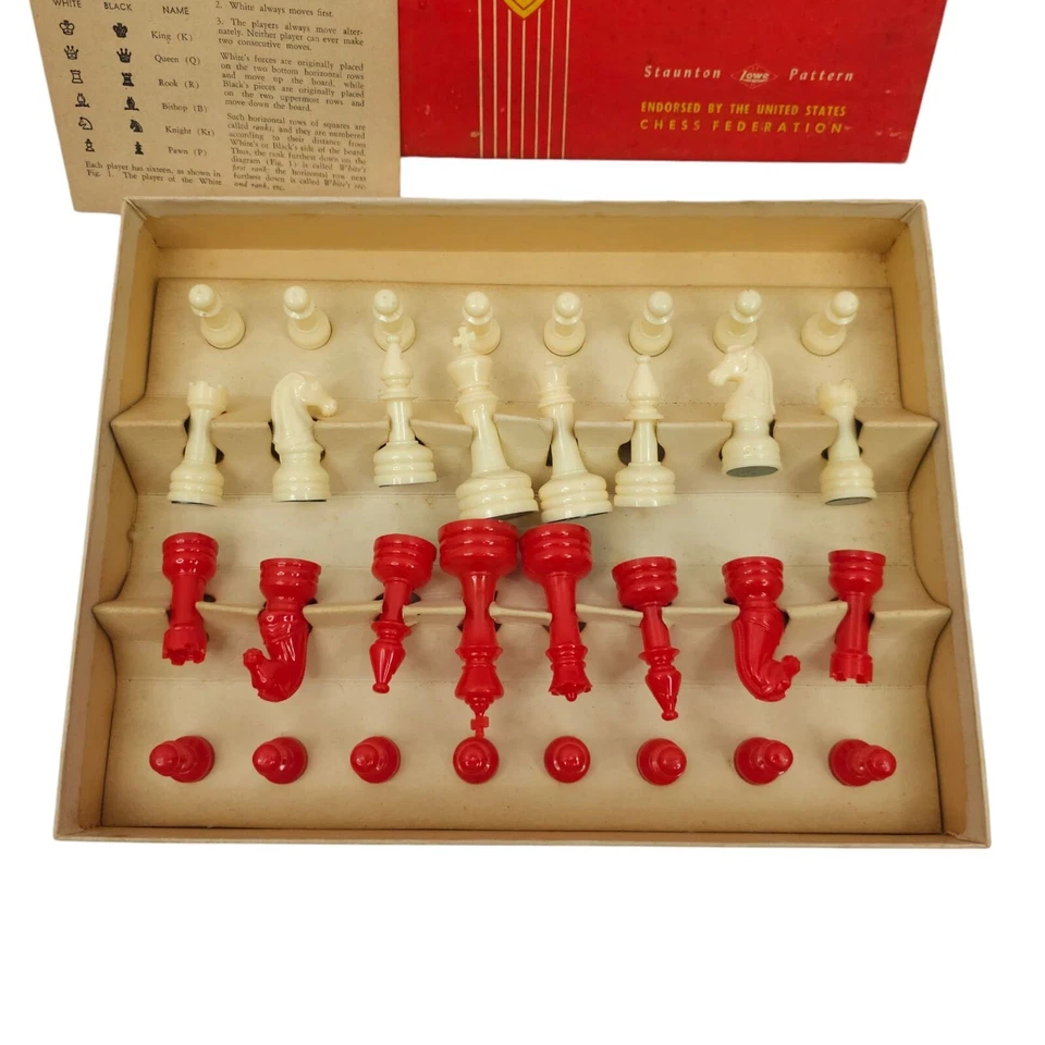 E S Lowe Co. Patrón Staunton Torneo Plástico Ajedrez No. 809 Vintage 1945 Foto 2 de 4