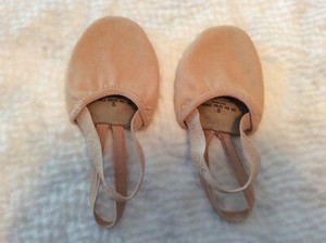 Capezio Dance Shoes Girls Size S