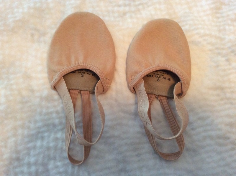 Capezio Dance Shoes Girls Size S