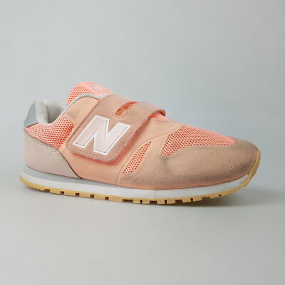 Girl's NEW BALANCE '373' Sz 2. US Runners Shoes Pink Coral | 3+ Extra 10% Off
