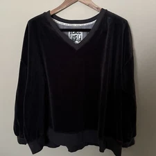 Peace Love World Garment Dyed Velvet Pullover Top Onyx  Woman’s Size 2XL V Neck